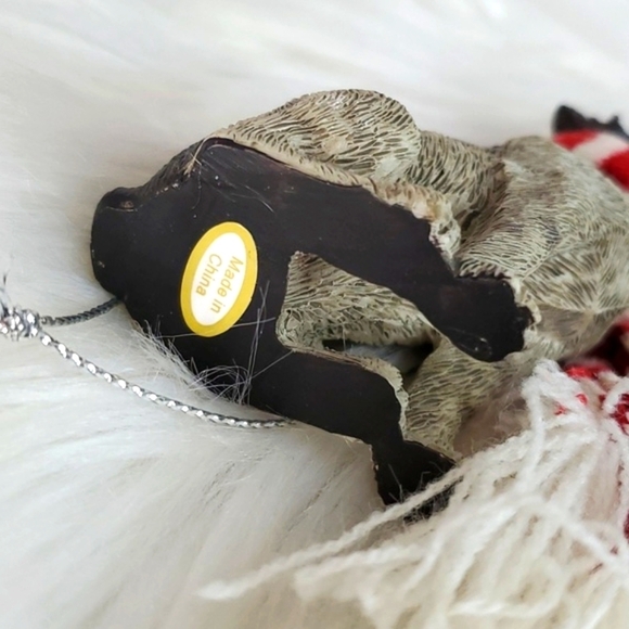 Realistic Winter English Pointer Dog Pup Puppy Resin Christmas Holiday Ornament - Picture 13 of 14